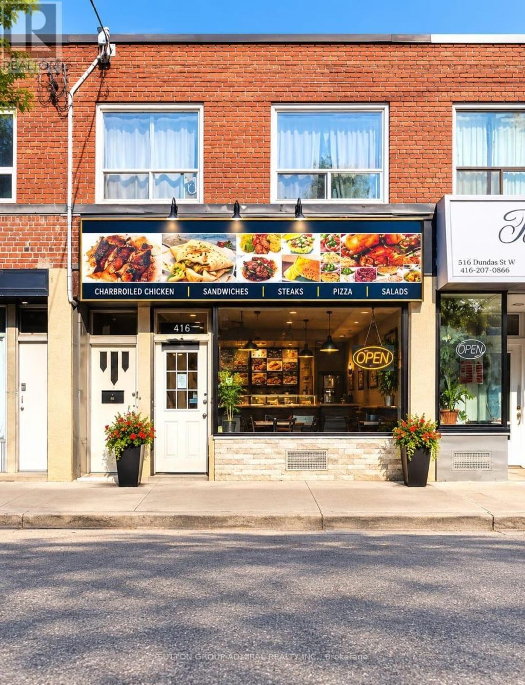 5118 Dundas Street W, Toronto (islington-City Centre West)