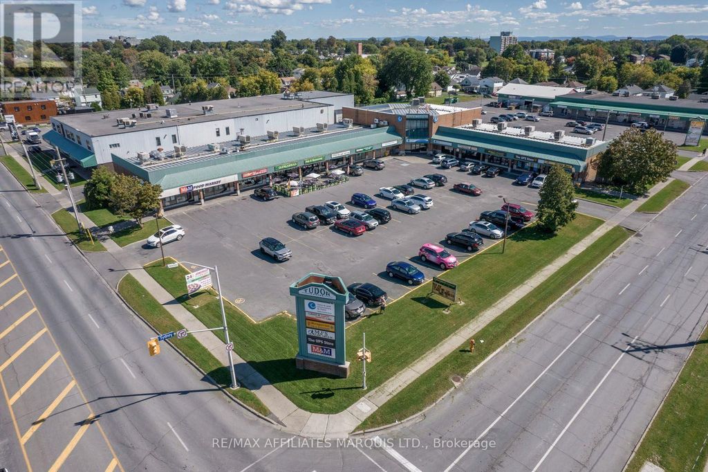 841 Sydney Street, Cornwall