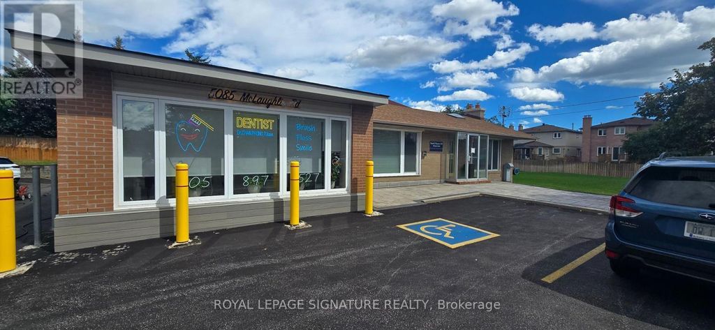 5085 Mclaughlin Road, Mississauga (hurontario)