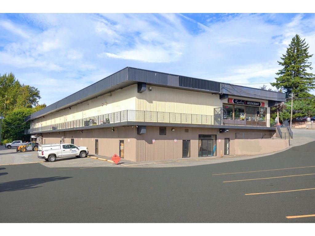 13 33550 South Fraser Way, Abbotsford