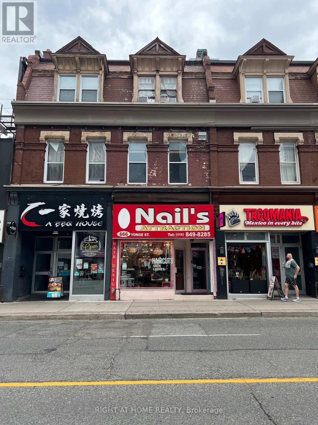 666 Yonge Street, Toronto (bay Street Corridor)