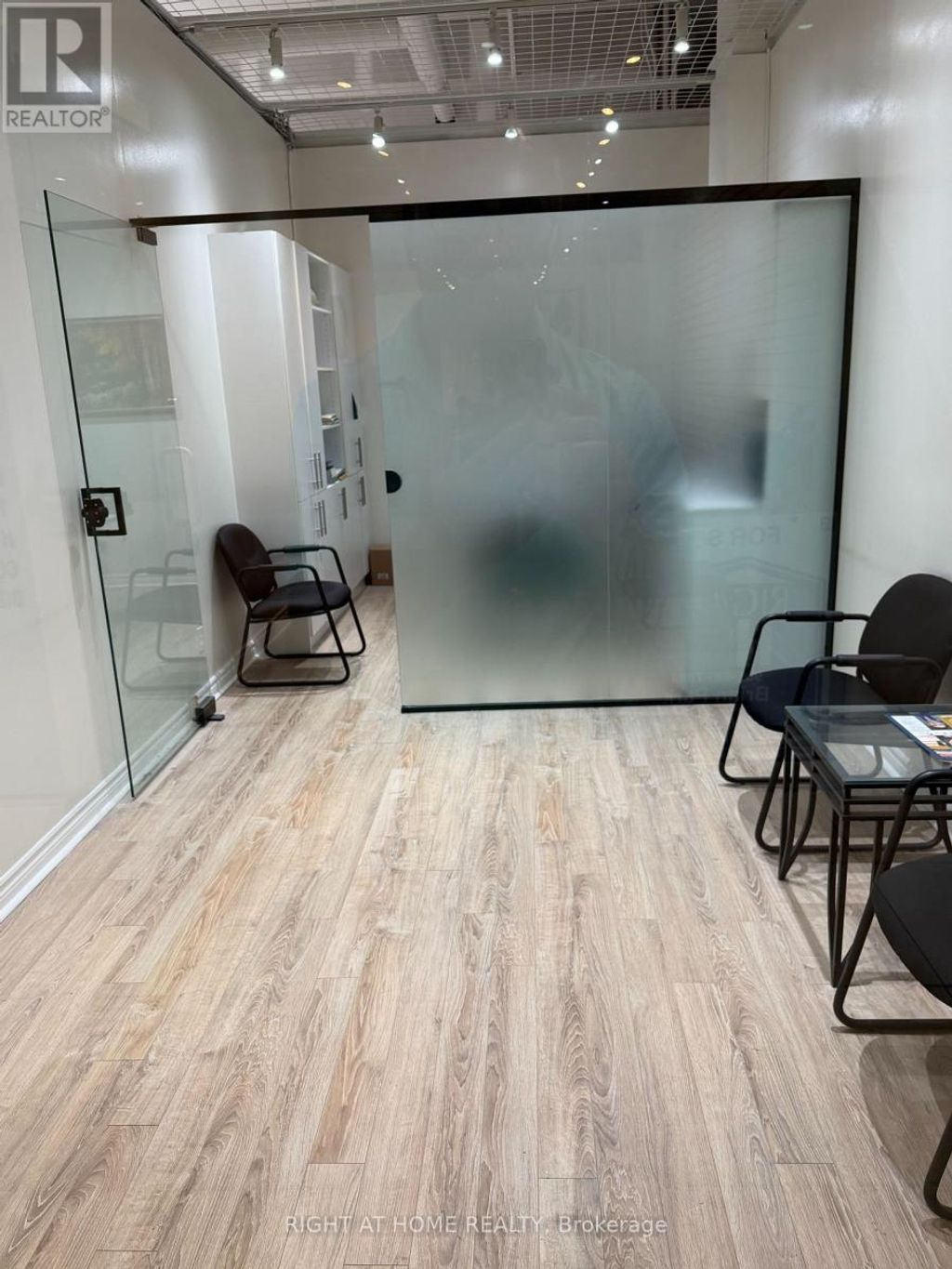 174 - 7181 Yonge Street, Markham (thornhill)