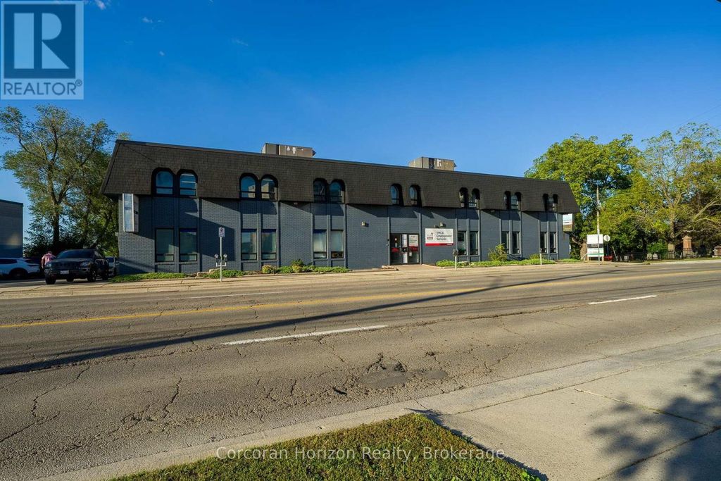 1 - 1955 King Street E, Hamilton (bartonville)