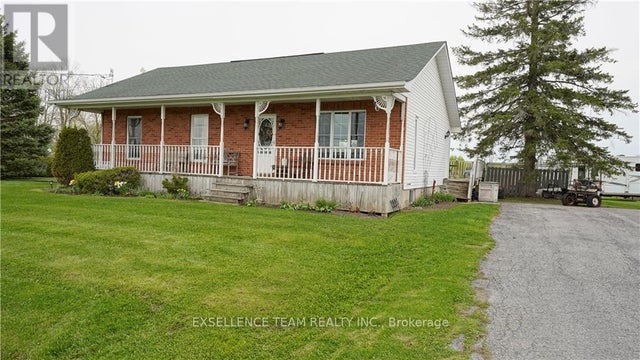 19100 Kenyon Conc Rd 7 Road, North Glengarry