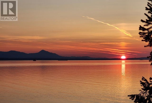 315 Deacon Lane, Galiano Island