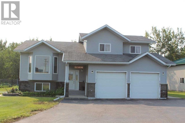 725 7th Avenue Nw, Manning