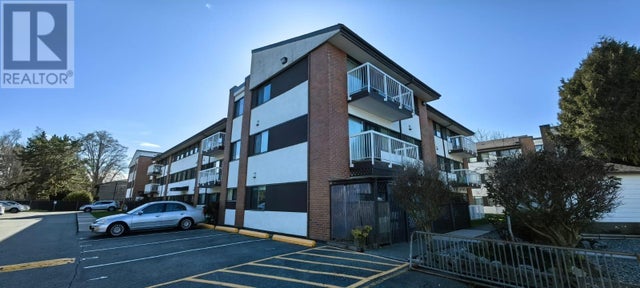 301 8080 Ryan Road, Richmond