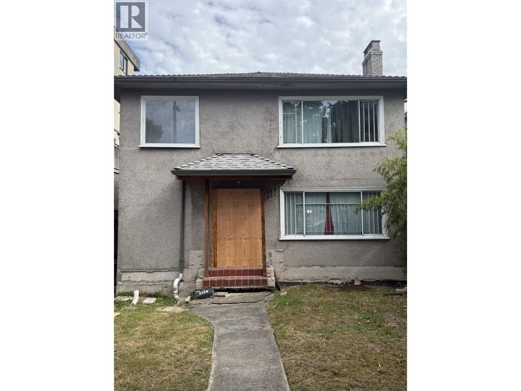 1929 E Broadway, Vancouver