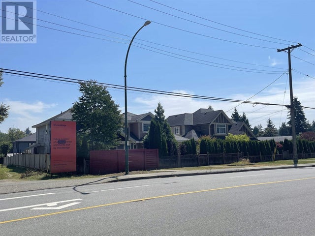 945b Robinson Street, Coquitlam