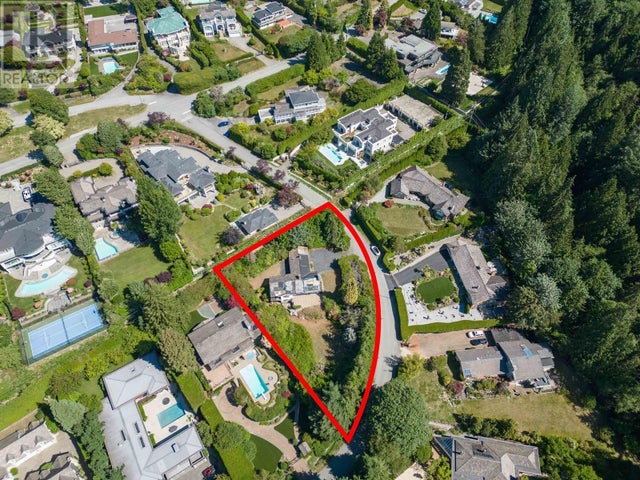 635 Glenmaroon Road, West Vancouver