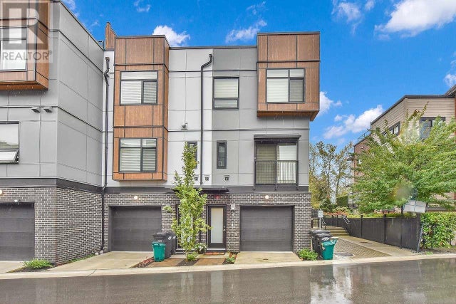 1 629 South Dyke Road, New Westminster