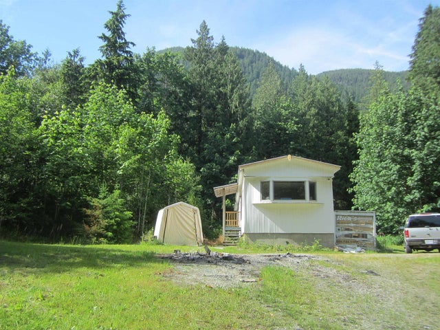 11121 Barnes Road, Mission