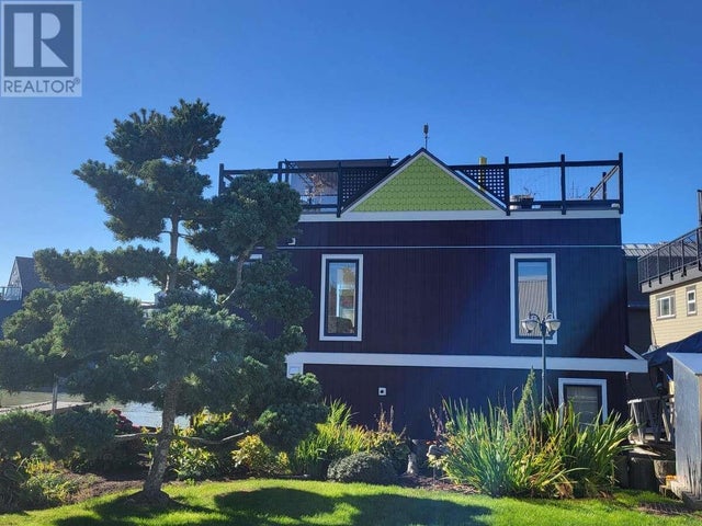 1 3473 W River Road, Delta