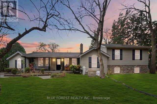 4396 Wellington Road 32, Cambridge