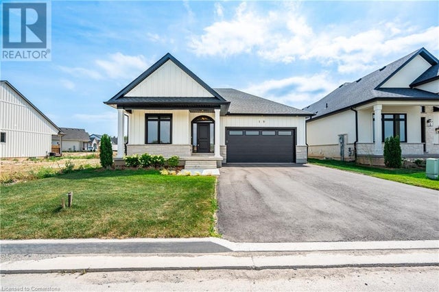 19 Oakley Drive, Niagara-On-The-Lake