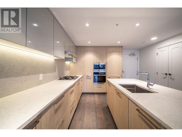 702 8155 Capstan Way, Richmond