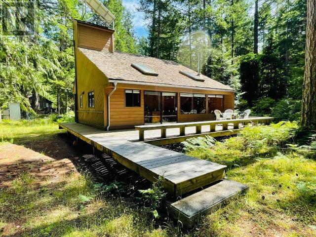 963 Spilsbury Drive, Savary Island