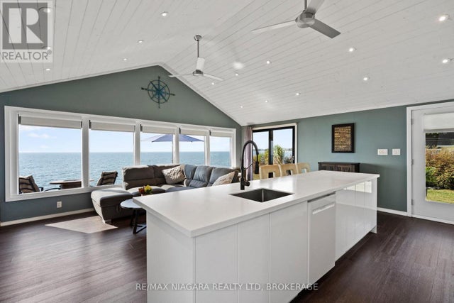 10959 Lakeshore Road, Wainfleet (lakeshore)