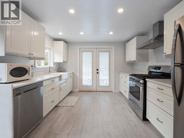 747 Cascade Crescent, Gibsons