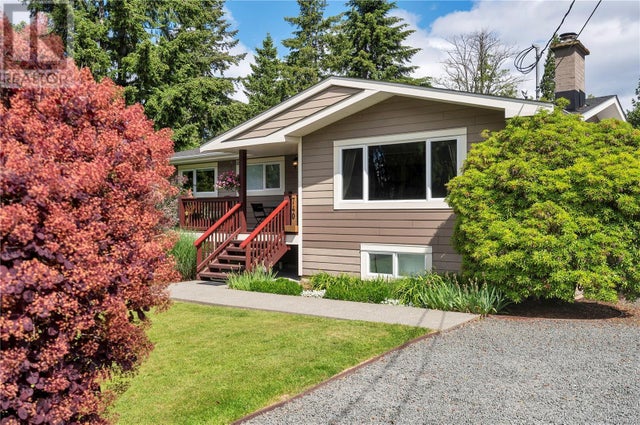 740 Nicholls Rd, Campbell River