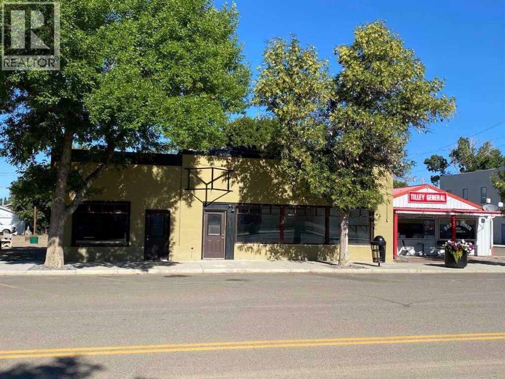 165 Centre Street, Tilley