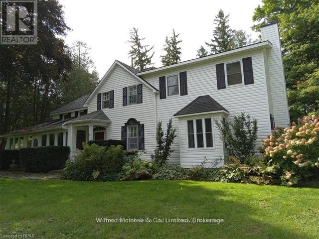 83 Duncan Street S, Morris Turnberry (bluevale)