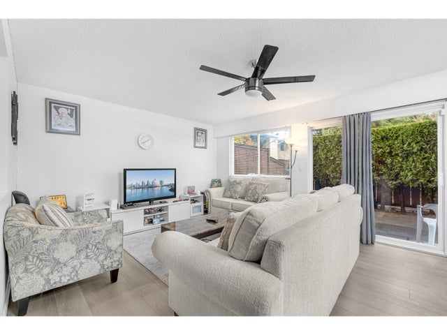 1 9400 122 Street, Surrey