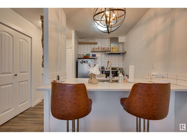#323 10160 114 St Nw, Edmonton