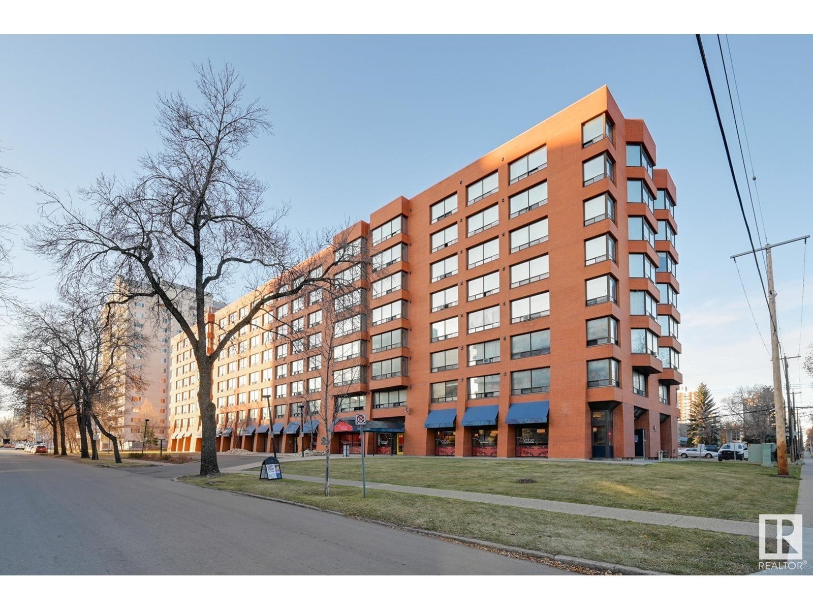 #408 10160 114 St Nw, Edmonton