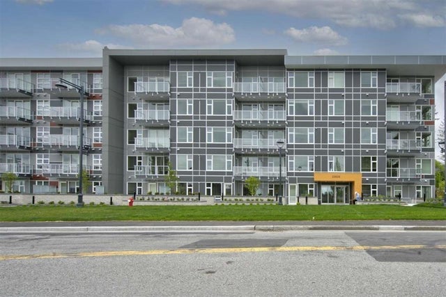 102 10838 Whalley Boulevard, Surrey