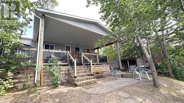 44 Clear Lake, Rural Wainwright No. 61, M.d. Of