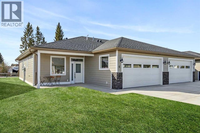 6, 610 4 Avenue Sw, Sundre