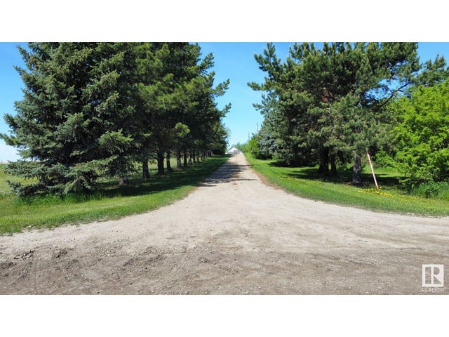 54230 Rr 255, St. Albert