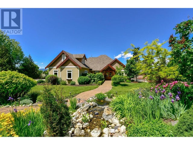 3672 Luxmoore Road, Kelowna