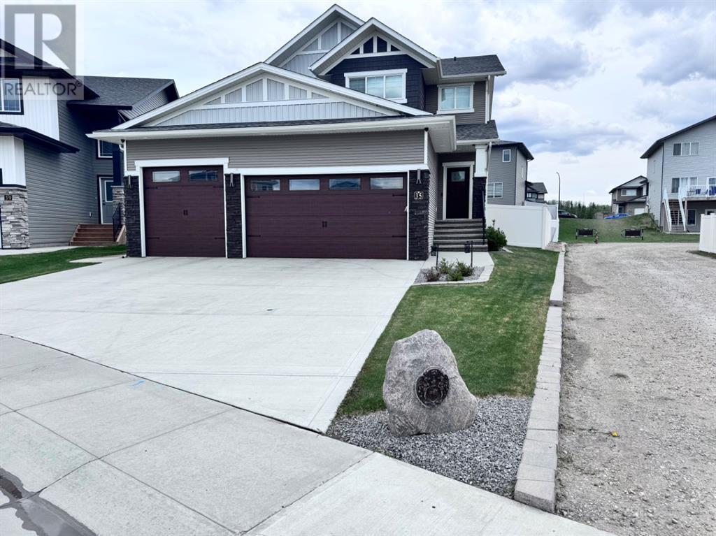 35 Traynor Close, Red Deer