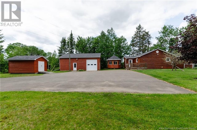 6099 Rte 116, Harcourt