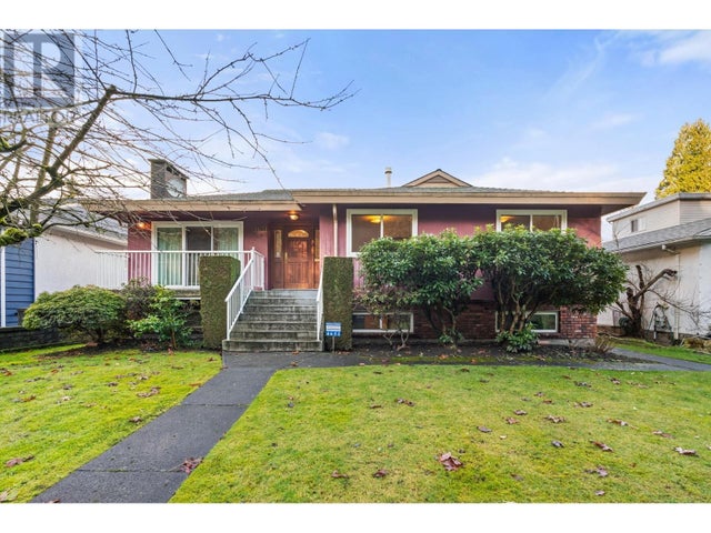 4651 W 16th Avenue, Vancouver