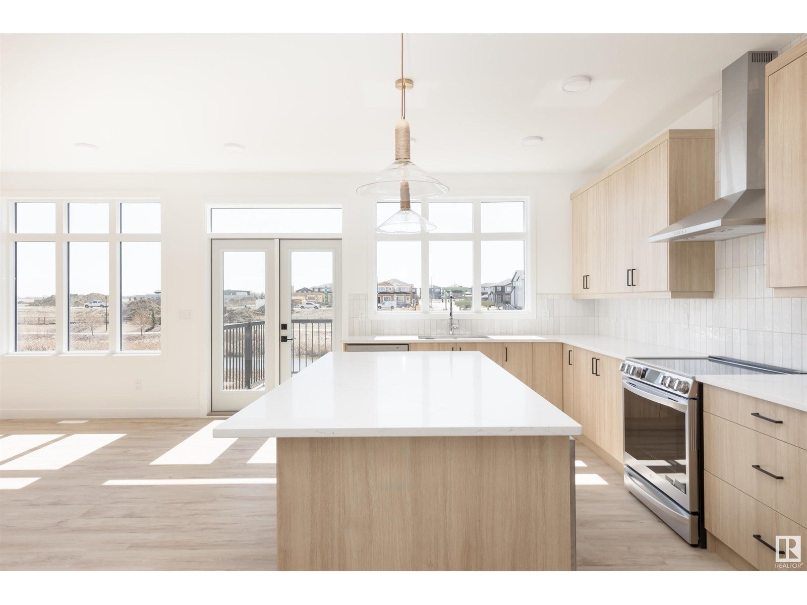6422 27 Av Sw, Edmonton
