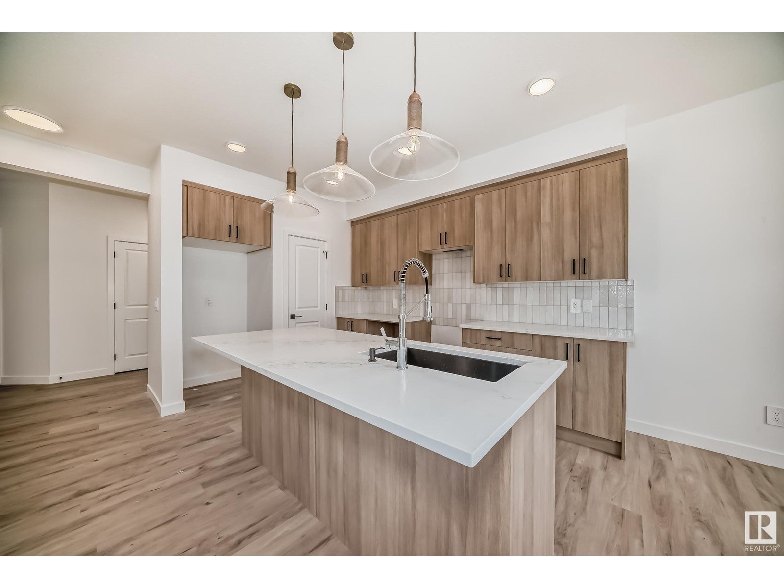 8224 Kiriak Lo Sw, Edmonton