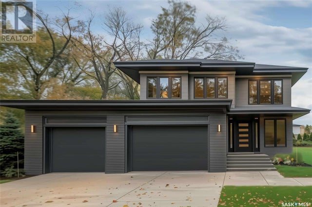 319 Flynn Manor, Saskatoon