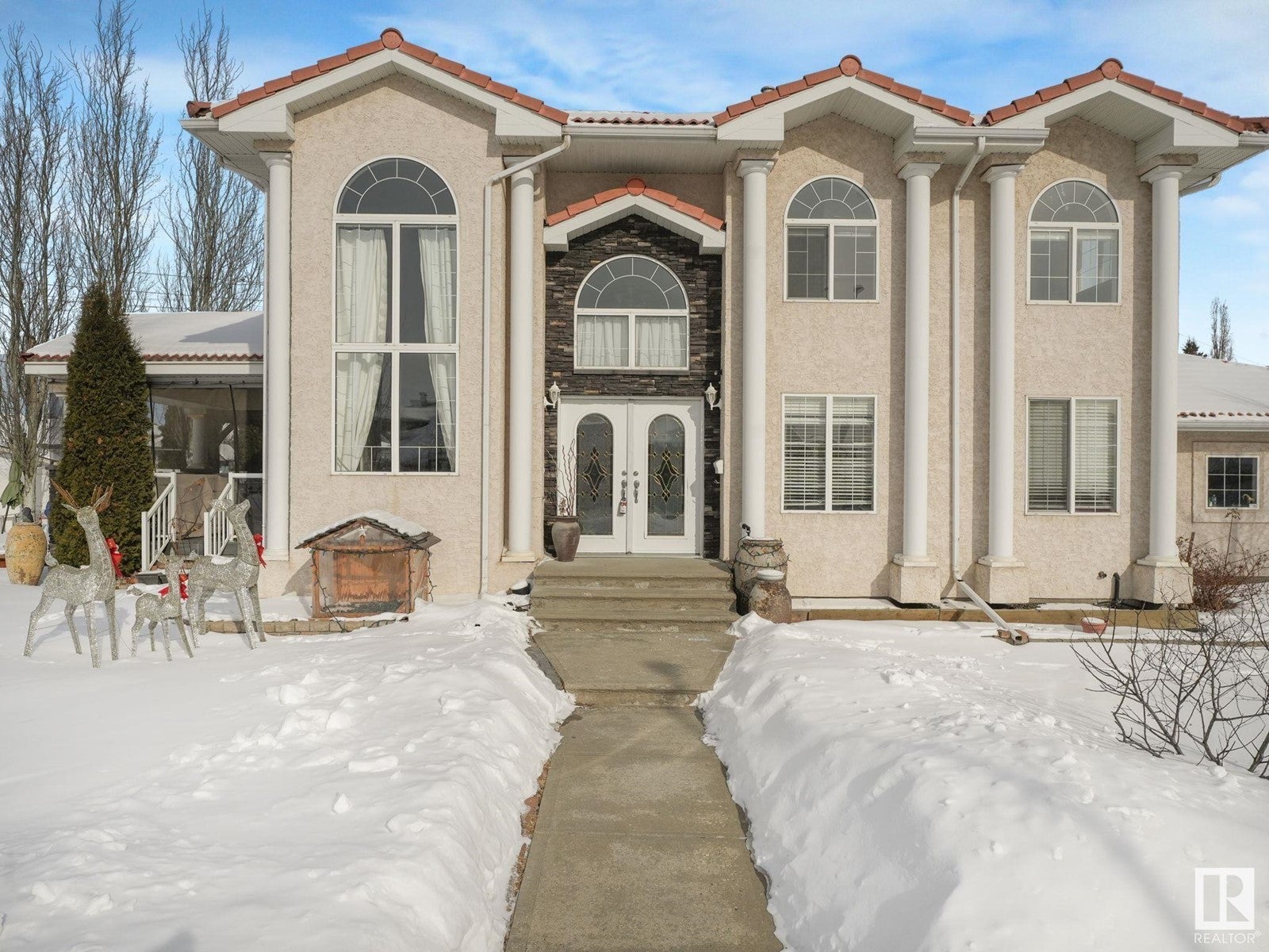 8724 163 Av Nw, Edmonton