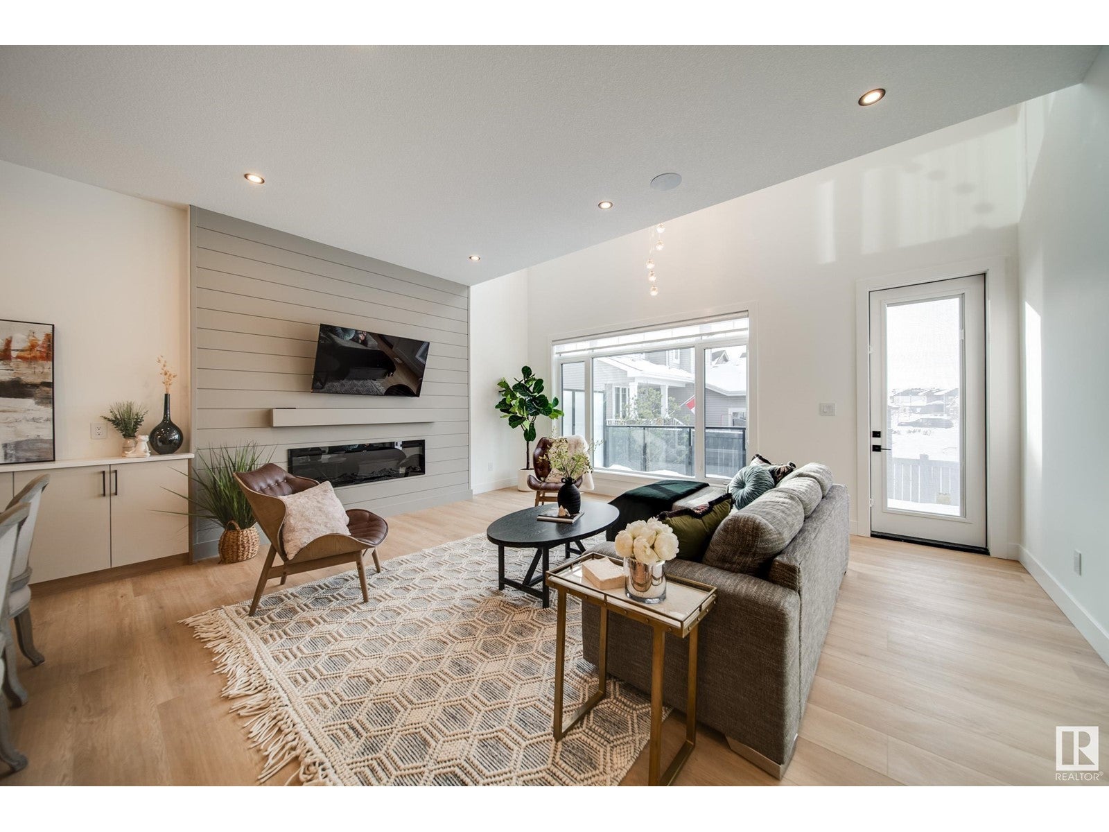 #1 20425 93 Av Nw, Edmonton