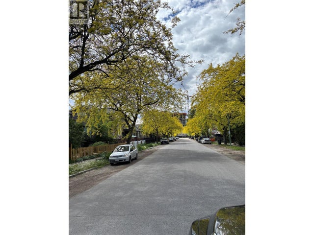 1333 Richter Street, Kelowna