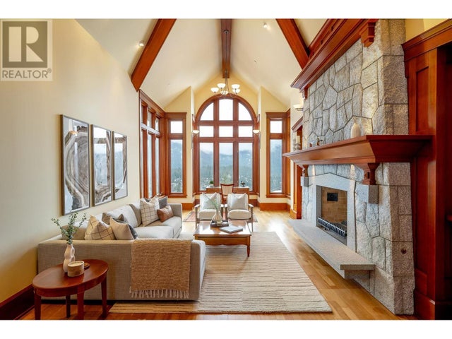 3833 Sunridge Drive, Whistler