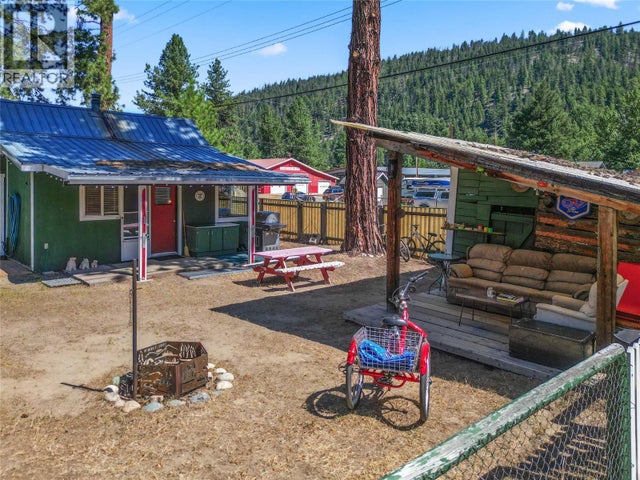 141 1st Street, Tulameen