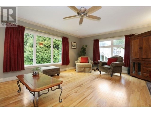 5214 12 Avenue, Delta