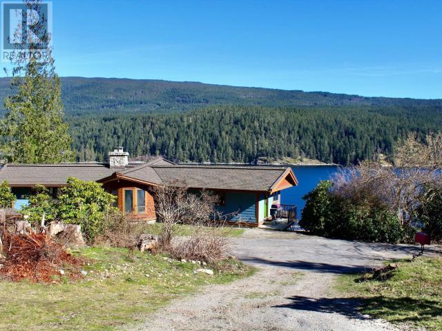 2870 Dangio Road, Powell River