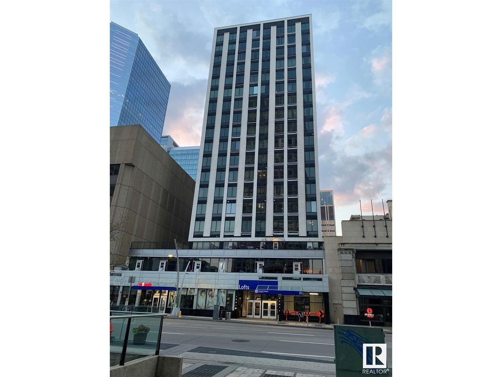 #405 10024 Jasper Av Nw, Edmonton
