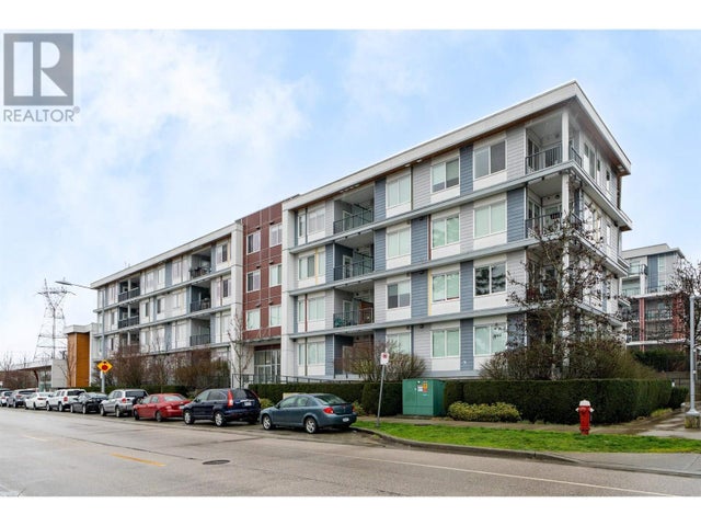 105 10011 River Drive, Richmond