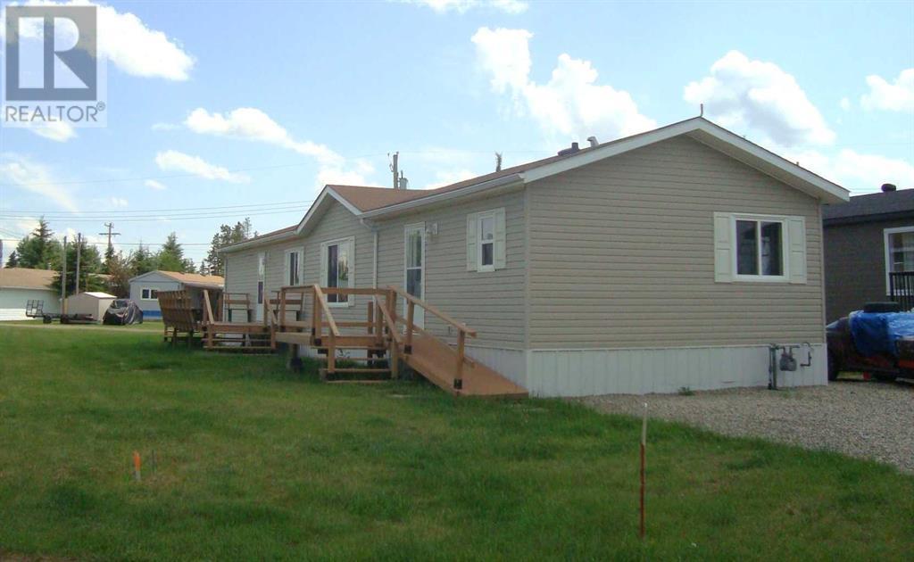 #8 Trochu Avenue, Trochu